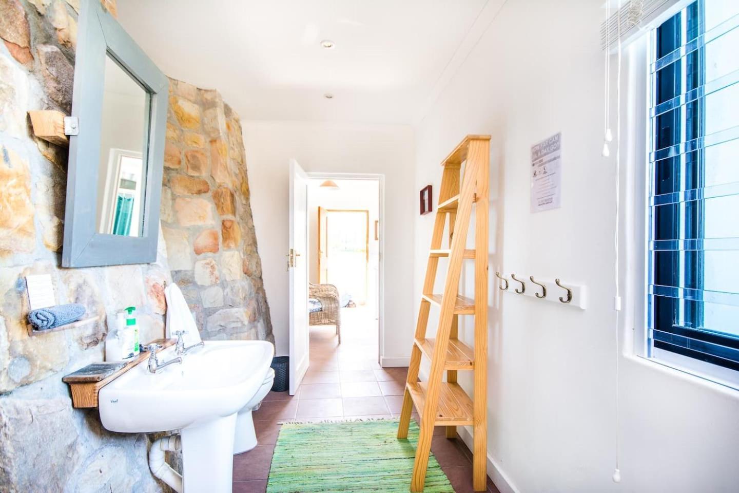 Modern Beach Apartment By Open Home Kalk Bay Buitenkant foto