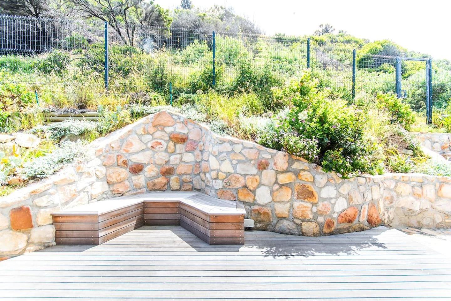Modern Beach Apartment By Open Home Kalk Bay Buitenkant foto